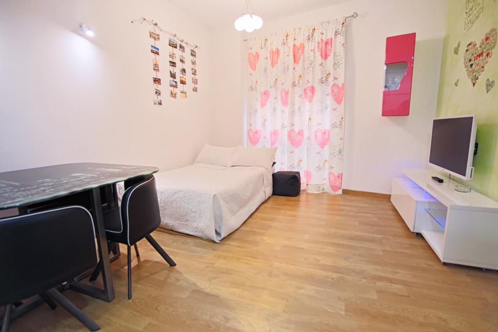 מאלגה Apartamentos Momas La Casa De Mama מראה חיצוני תמונה
