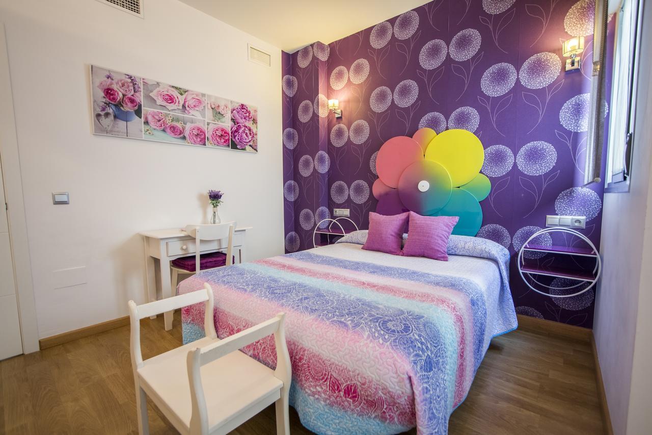 מאלגה Apartamentos Momas La Casa De Mama מראה חיצוני תמונה