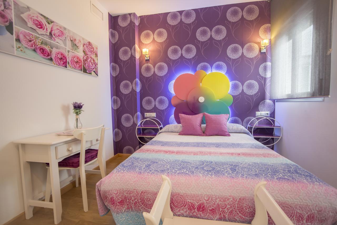 מאלגה Apartamentos Momas La Casa De Mama מראה חיצוני תמונה